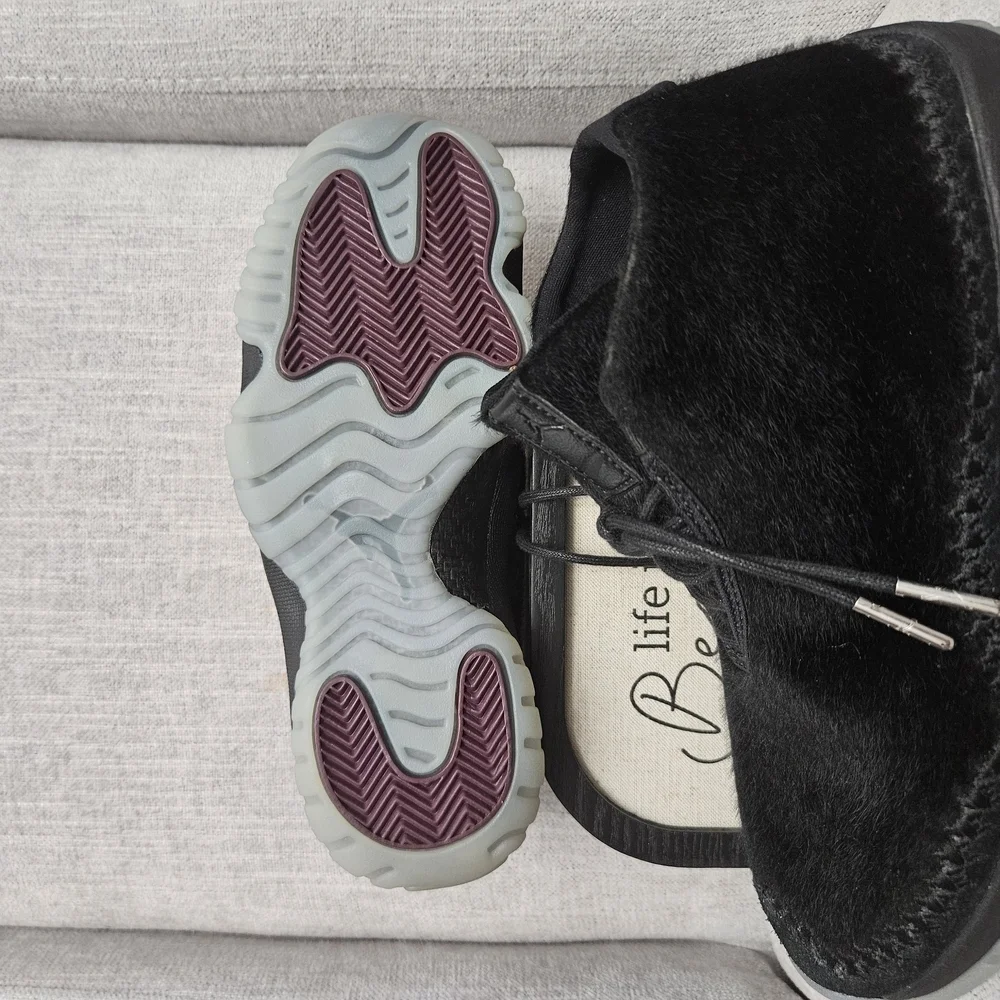 Jordan Black Sneakers with Suede Upper and Textured Midsole